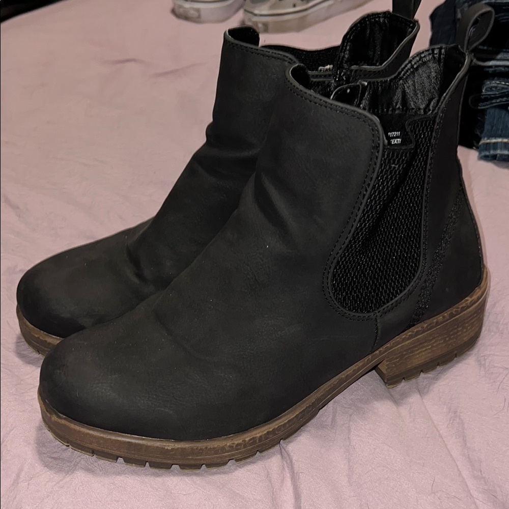 Maurice’s Booties